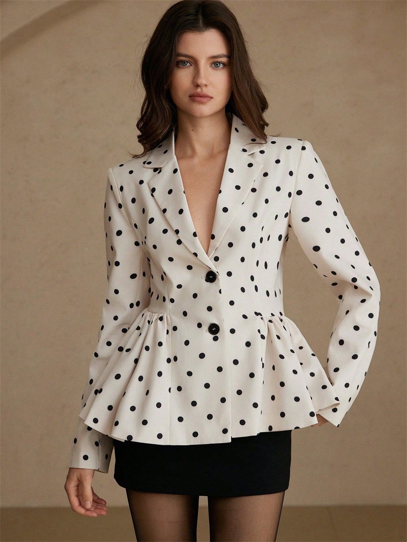 Traje de Mujer con Blazer Blan - Women Formal Wear Black And White reseña y precio